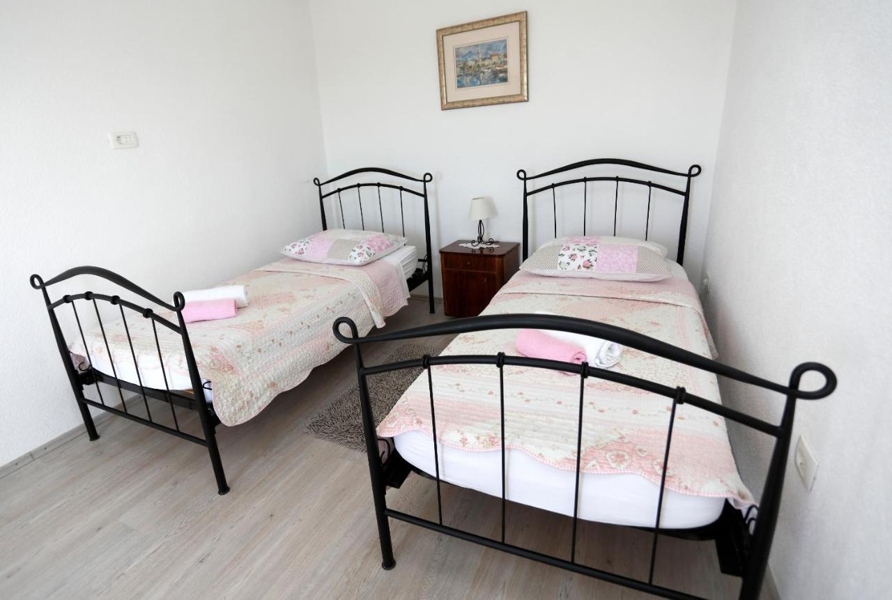 Holiday Home Miklica Klis Esterno foto